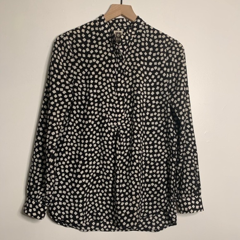 Anne Klein Black and White Long Sleeve Peasant Top